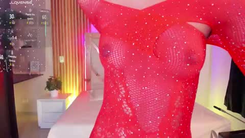 Snapshot of sweetviolet___ chatting on September 18, 12:31 pm sweetviolet___ online show from September 18, 12:31 pm
