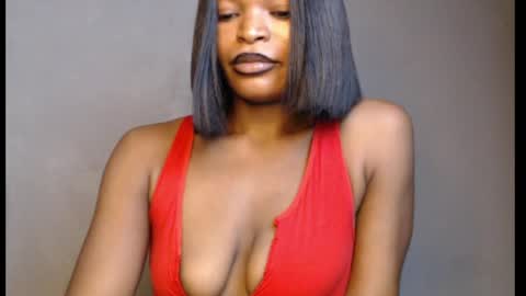 sweetxxboobsx online show from May 6, 9:26 am