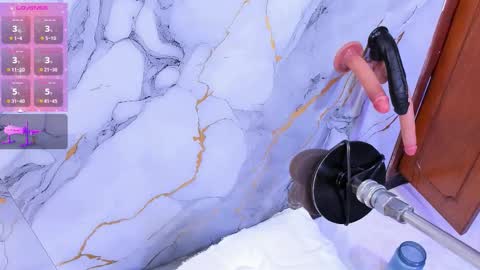 LINA online show from March 15, 1:03 pm