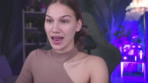 Emily online show from April 14, 5:55 am