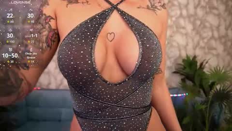 Sweety one  online show from October 21, 1:16 pm