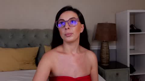 Bea Moan from LovenseWet from Tip MenuOpen for Private online show from July 17, 7:49 pm