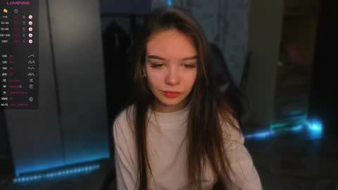 sweetydeviliya online show from December 4, 2:33 am