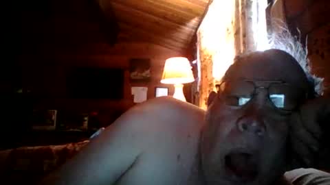 swm online show from March 27, 8:10 pm