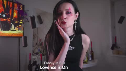 Sophie online show from October 30, 11:44 am