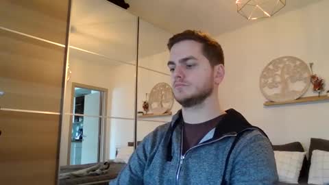 syl092 online show from January 11, 2:36 pm