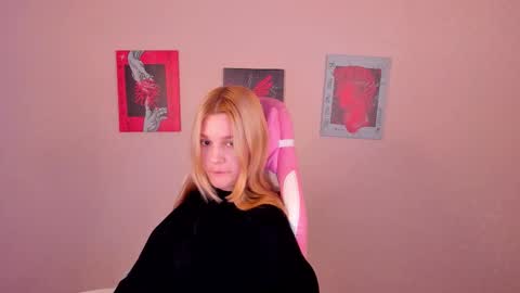 Sylvia online show from September 18, 9:35 am