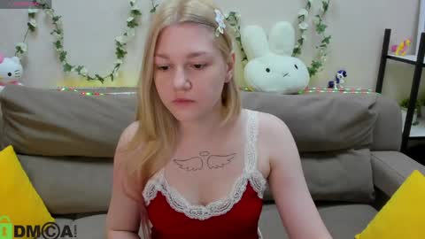 Sylvia online show from April 13, 12:37 am
