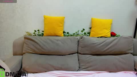 Sylvia online show from February 2, 10:39 pm