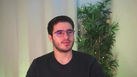 t0ny_wylie online show from March 19, 7:36 am