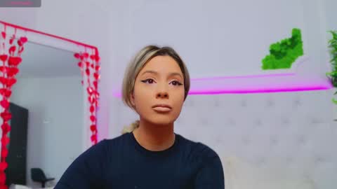 Snapshot of taahiraarabian chatting on February 28, 4:20 pm Arianna online show from February 28, 4:20 pm