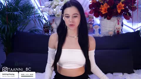Snapshot of taanni_bc chatting on September 19, 10:46 pm TAANNI online show from September 19, 10:46 pm