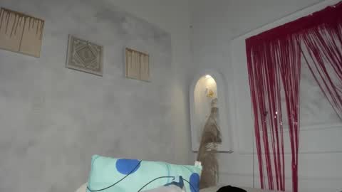 Snapshot of tahira_21 chatting on September 16, 8:01 pm Tahira online show from September 16, 8:01 pm