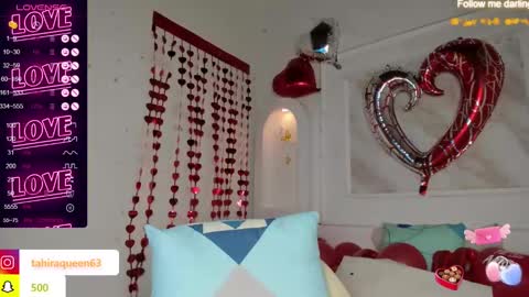 Snapshot of tahira_21 chatting on February 17, 10:16 pm Tahira online show from February 17, 10:16 pm