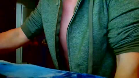 tailchasing online show from February 15, 10:22 am