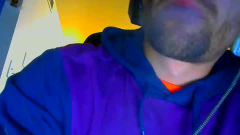 tailchasing online show from January 25, 7:38 am