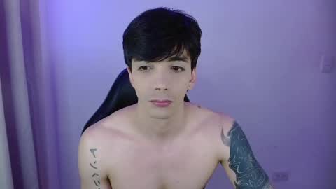 takeru___ online show from April 13, 5:00 am