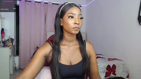 Snapshot of talianamoreno chatting on February 20, 2:29 am taliana modelo independiente online show from February 20, 2:29 am