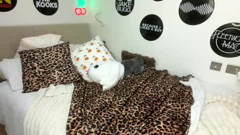 Talia online show from October 10, 5:41 pm