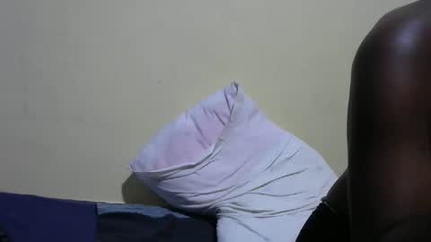 talishaqueen online show from March 11, 7:44 am