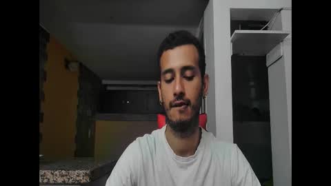 talktome4 online show from March 27, 8:21 pm