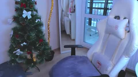 Daria Promisess online show from December 21, 6:20 am