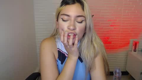 Tamara online show from February 6, 9:39 pm