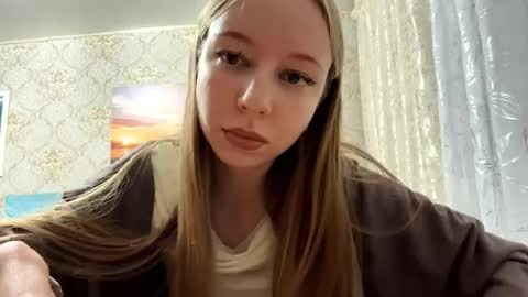 Jenny online show from April 12, 4:44 pm