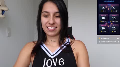 Snapshot of tammyandrade_ chatting on February 4, 2:21 pm tammy online show from February 4, 2:21 pm