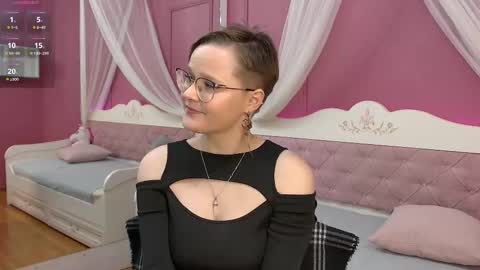 Snapshot of tammymays chatting on October 1, 7:02 pm Tammy Mays online show from October 1, 7:02 pm