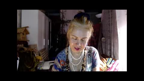 Milena online show from November 18, 4:10 pm