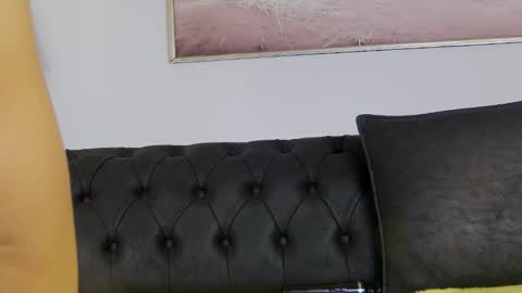 Snapshot of tania44b chatting on September 29, 9:25 pm tania44b online show from September 29, 9:25 pm