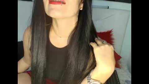 tania online show from February 12, 9:18 pm