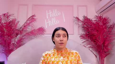 Snapshot of taniamilan chatting on February 22, 11:35 am Tania online show from February 22, 11:35 am