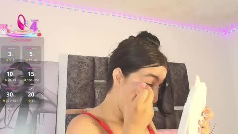 Snapshot of taniamilan chatting on September 29, 12:15 pm Tania online show from September 29, 12:15 pm