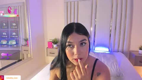 Snapshot of taniamilan chatting on March 1, 11:39 am Tania online show from March 1, 11:39 am