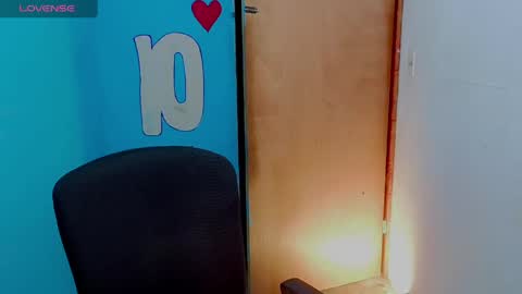 Andres online show from April 18, 6:48 am