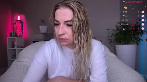 Tanya acid       online show from October 16, 11:43 am