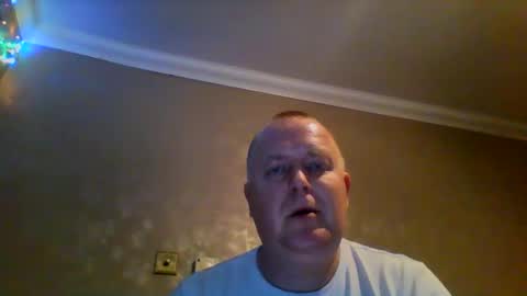 tarasan123 online show from January 1, 7:20 am