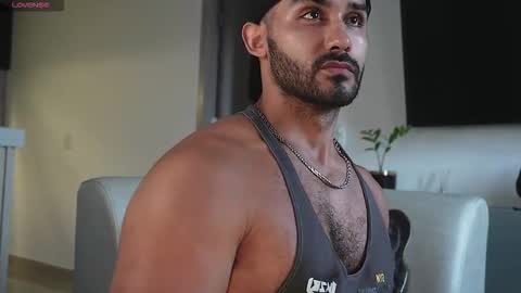 Tarek online show from October 30, 9:04 pm