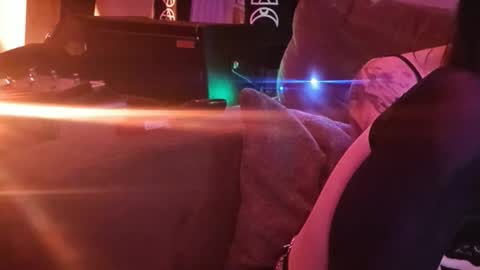 tashaclouds online show from February 27, 5:22 am