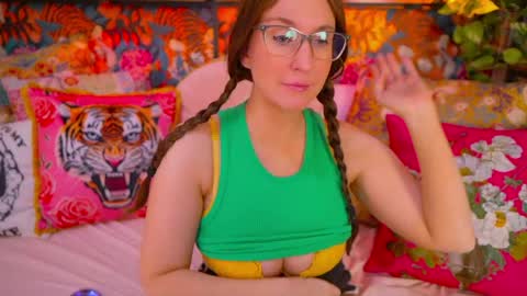 Vivian  Clark online show from March 27, 12:39 pm