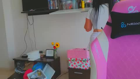 tatiana2224 online show from April 11, 2:43 pm