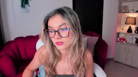 tatiana_mendoza online show from November 19, 6:39 pm