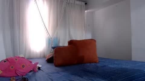 tatiana giraldo online show from March 8, 8:35 pm