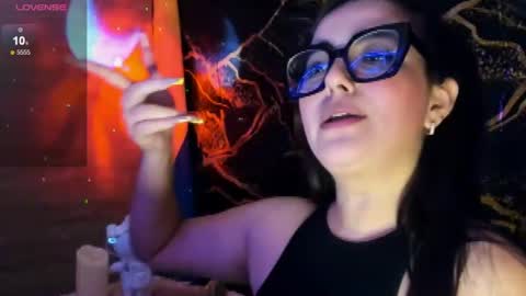 Tatiss online show from July 14, 2:05 am