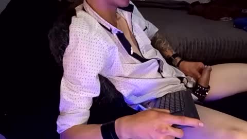 Jean pool online show from February 22, 2:15 am