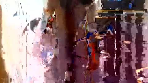 tattoostittiesntacos online show from April 17, 3:42 am