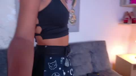 Taty Miller online show from May 21, 8:59 pm