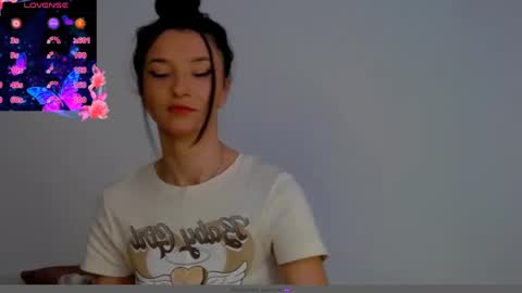 TayaKayan online show from January 14, 2:19 am